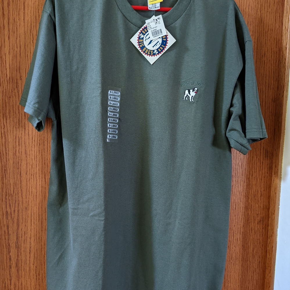 men's T-Shirt XL